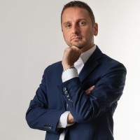 Andrea Canavero