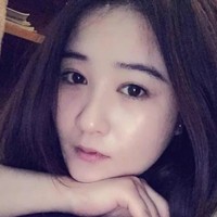 李依燃