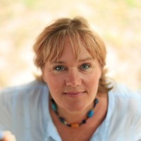 Dr Louise de Waal