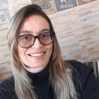 Débora Vallim Feitoza