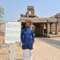 Niladri Pal
