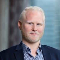 Bryan Williams, Chia