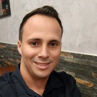 Iván Acanda López