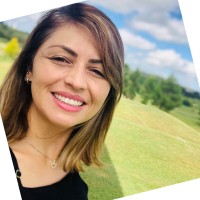 Cyntia Carvalho Parreira