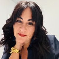 Shelly Holt