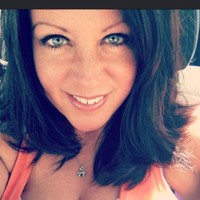 Shelley Lee