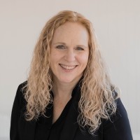 Vicki Hirschfeld