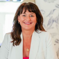 Rebecca Roach