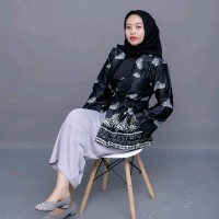 Dina Nadiyah F