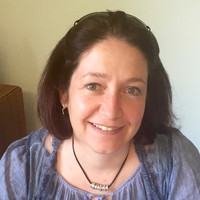 Caroline VAN DEN WIELE