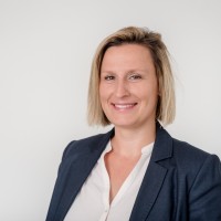 Dr. Anne Luzius