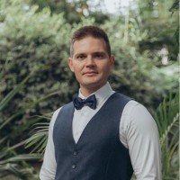 Yevhen V.
