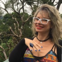 Ana Claudia Ferreira