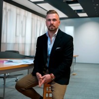 Matthew Schneider