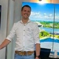 J Plattel