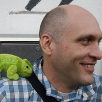 Greg Kroah-Hartman