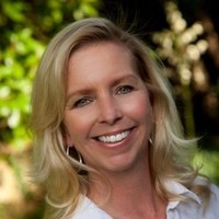 Rebecca Arnold