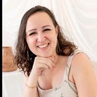 Priscila F. Zanaqui