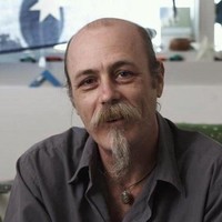 Nicholas Arnott