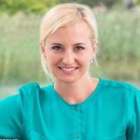 Zsófia Krasznai Dip.WSET, CWE