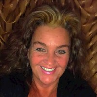 Tina Kelly