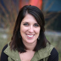 Julie Dragoo