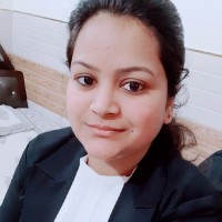 Adv. Komal Garg