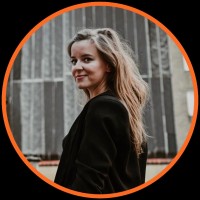 Laurien Van den  Broeck