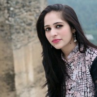 Rasiya liyaqat Wani