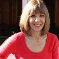 Julie Lomeli