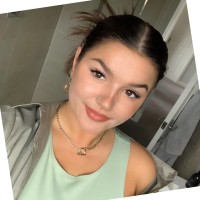 Isabelle Lloyd