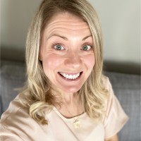 Melanie White