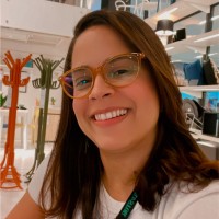 Paula Mello
