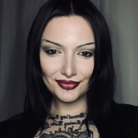 Alexandra V