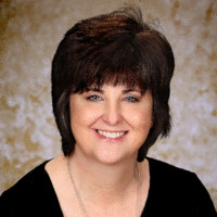 Kristi Oletzke