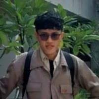 Zenuar Roni