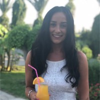 Laura Woods