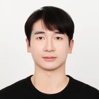 최성욱