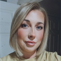 Amy Davies