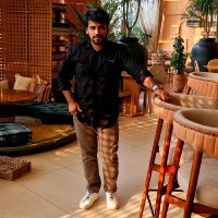 Zeeshan Khan