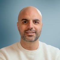Sam Alidoosti