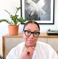 Ariadne Molina Barnett