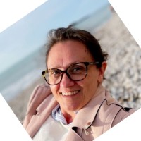 Liliane Alberto