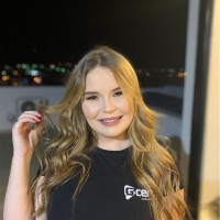 Éllen Faria