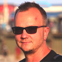 Jaroslaw Komierzynski, EMBA