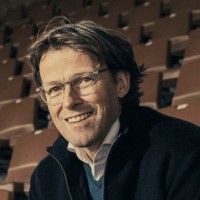 Dennis van Westerop MRE MRICS