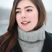Selena Lee
