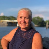 Karen Llewellyn