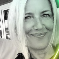 Jo Dowsett. Mirpm Assocrics