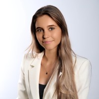 Beatriz S.